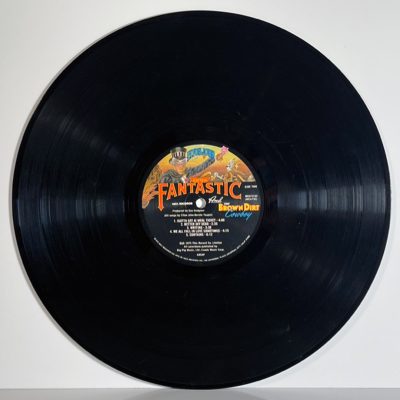 Elton John – Captain Fantastic And The Brown Dirt Cowboy