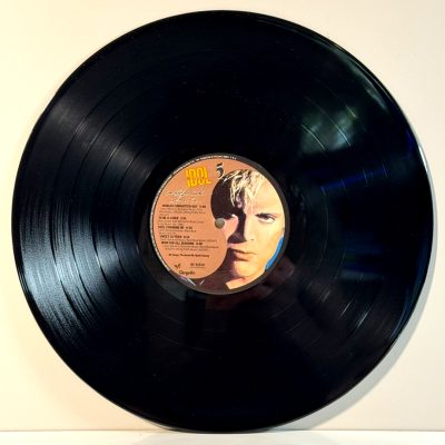 Billy Idol – Whiplash Smile