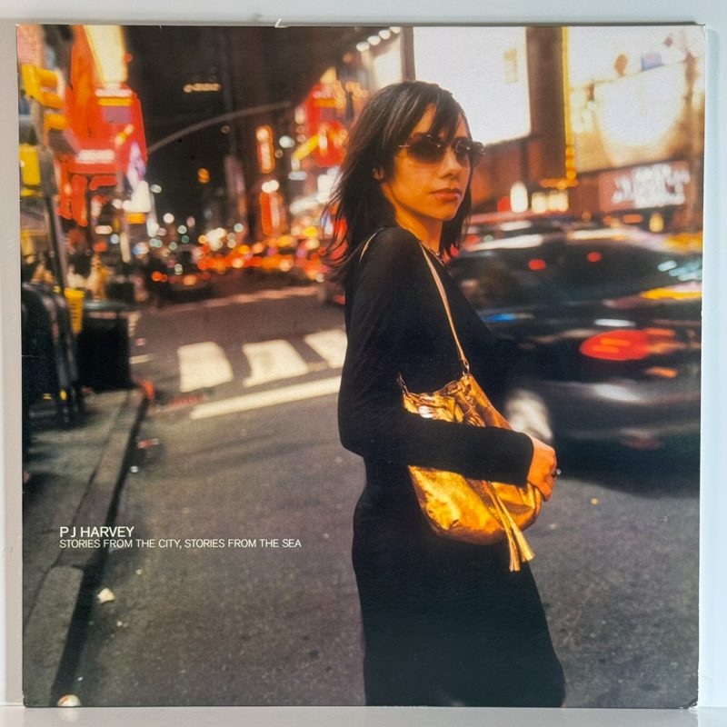PJ Harvey – Stories From The City, Stories From The Sea