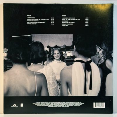 Lana Del Rey – Chemtrails Over The Country Club (Copy)